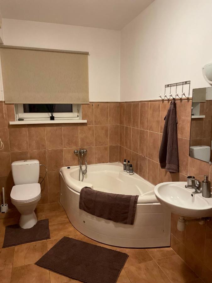 Studio Apartamenti Cēsis Exteriör bild